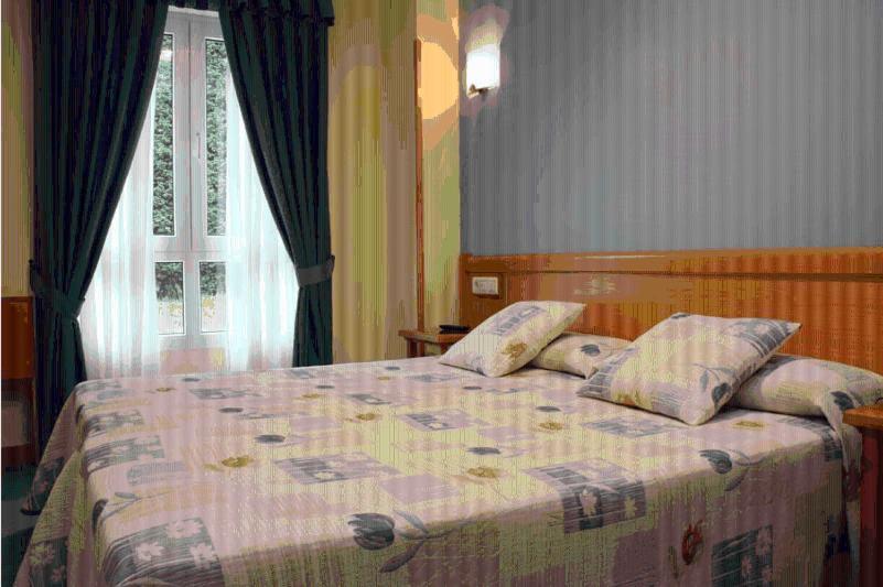 Hotel La Guindal أريونداس المظهر الخارجي الصورة
