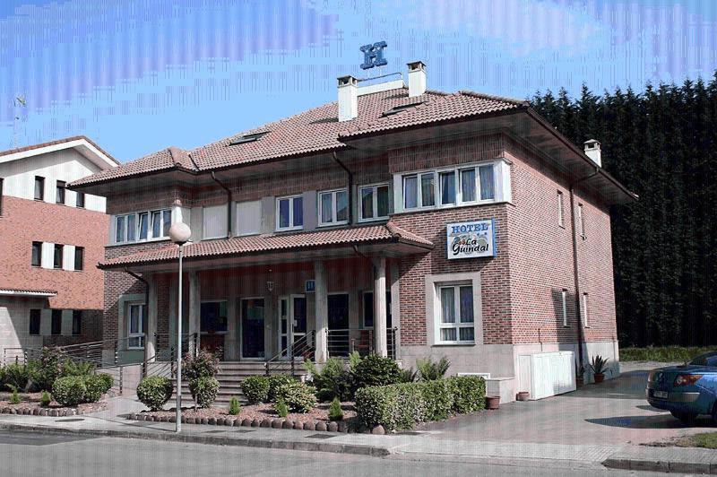 Hotel La Guindal أريونداس المظهر الخارجي الصورة